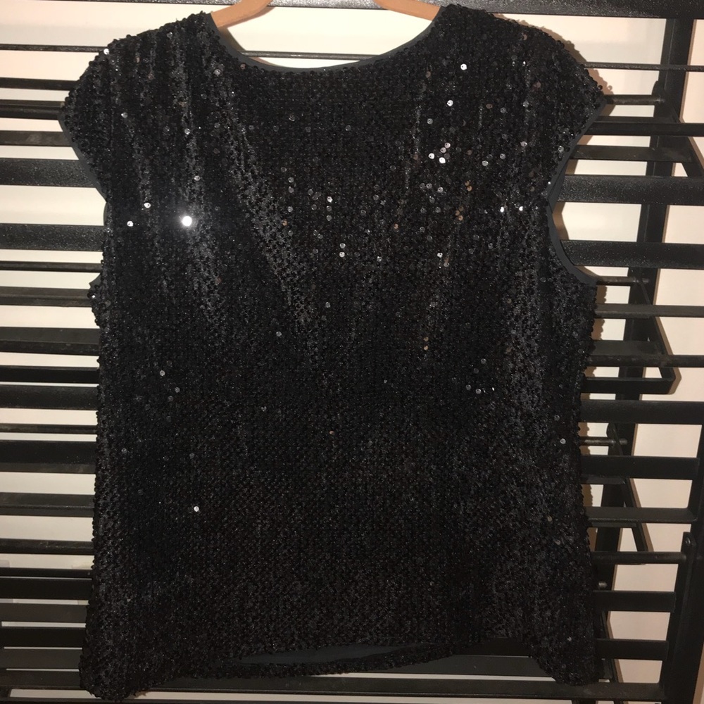 Black sequined top clap sleeve top 🤩 $11 xxl